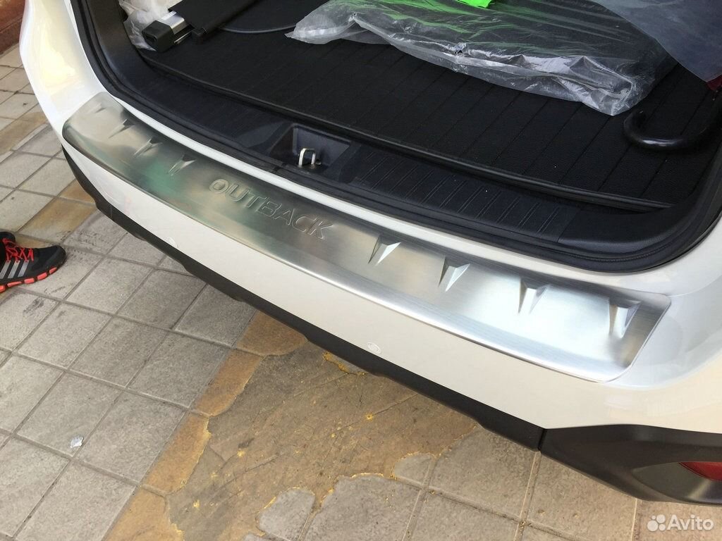 Накладка на бампер (внешняя) Subaru Outback (2015)
