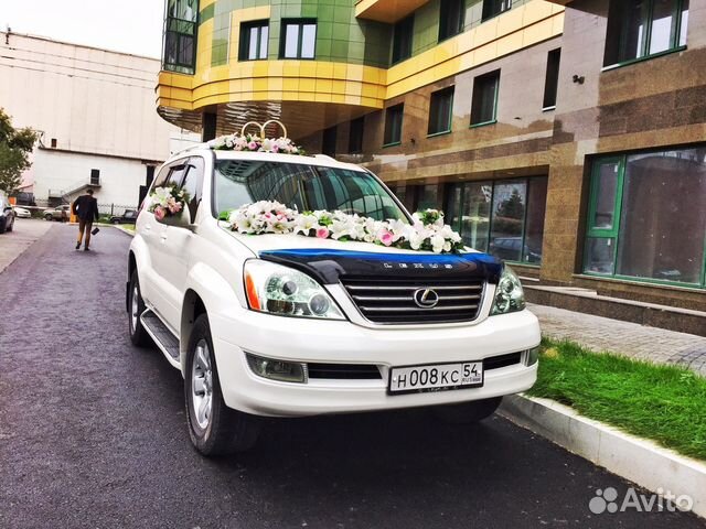 Аренда автомобиля на свадьбу с водителем в спб Аренда автомобиля на свадьбу с водителем в спб