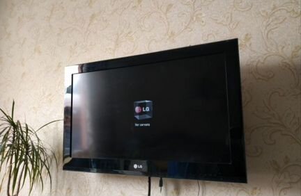 Телевизор LG 32CS560 (81см)