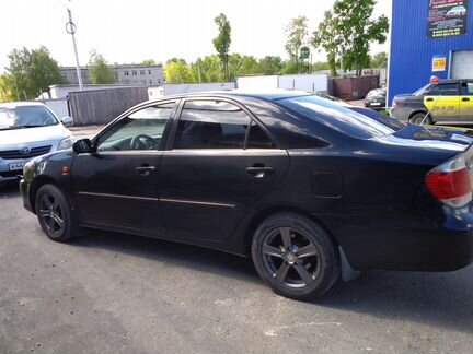 Toyota Camry 2.4 МТ, 2005, седан