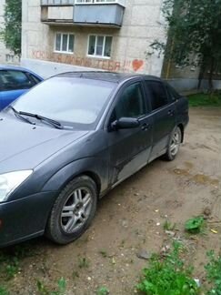 Ford Focus 2.0 AT, 2002, седан