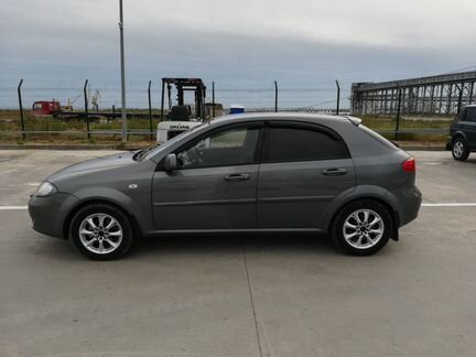 Chevrolet Lacetti 1.6 AT, 2011, хетчбэк