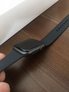 Apple watch 4, 40мм