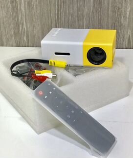 Домашний проектор YG-300