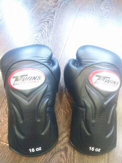 Боксерские перчатки Twins bgvl 6