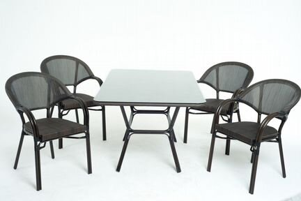 Садовая мебель: стол + 4 кресла