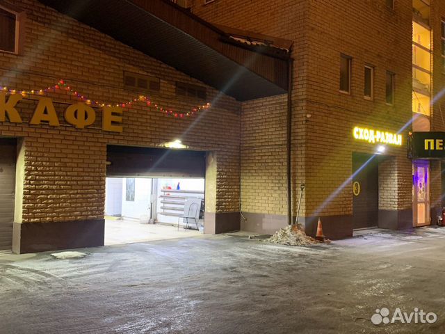 Автомойщики на автомойку