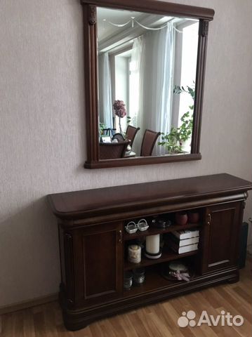 Тумба с зеркалом