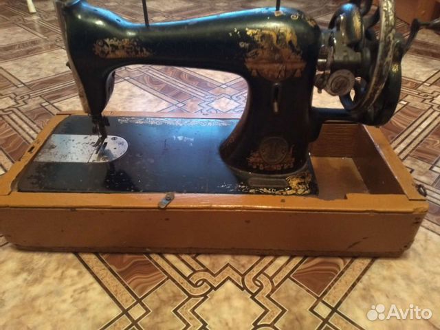 Швейная машина Singer