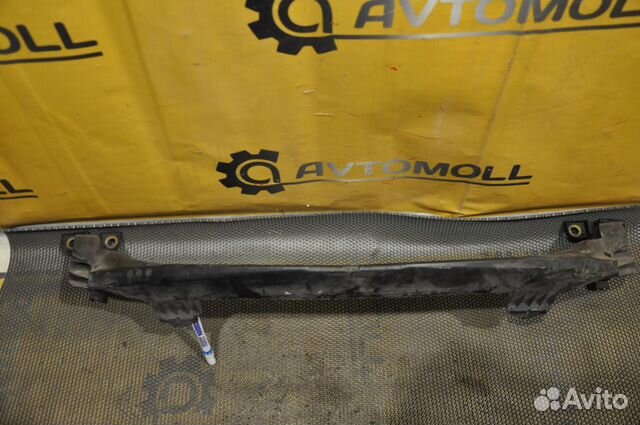 Усилитель бампера (передний) opel Corsa D