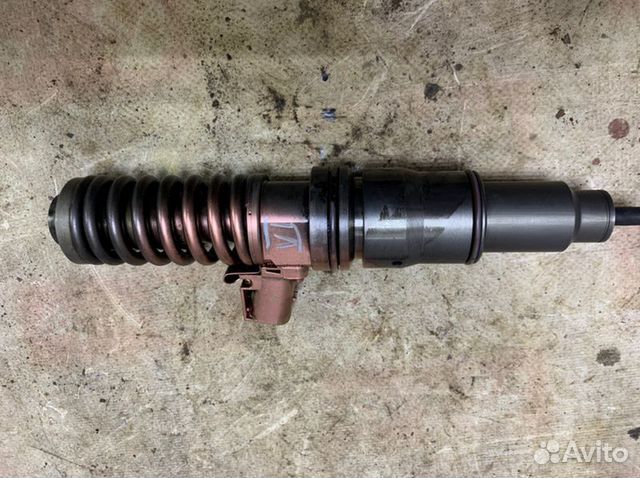 Насос-форсунка Volvo F12