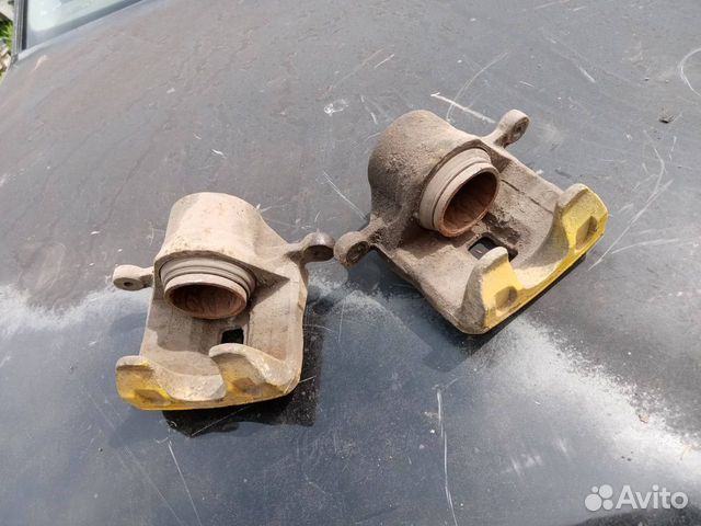 Суппорт передний левый, правый Sonata Tagaz