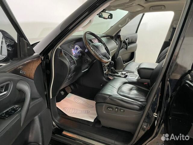 Infiniti QX56 `2011