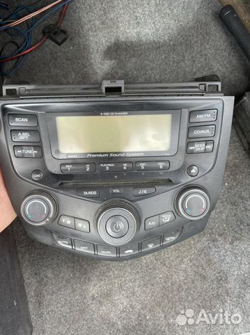 Продам магнитолу honda accord cl7 левый руль