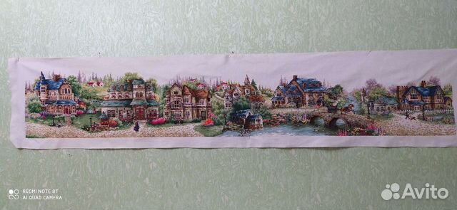 Очень большая картина, вышитая крестиком)