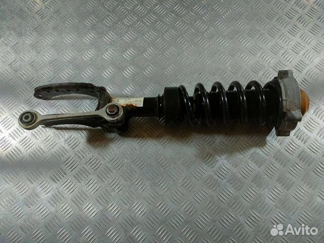 Амортизатор передний левый Porsche Cayenne 955