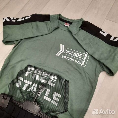 Костюм спортивный на мальчика новый