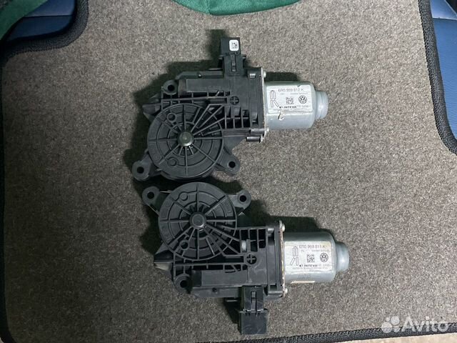 Мотор стеклоподъемника задний skoda fabia