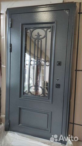 Дверь входная со стеклопакетом