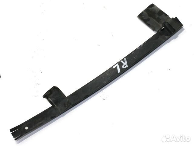 Направляющая стекла двери Mitsubishi Grandis