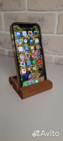 Подставка для телефона из дерева