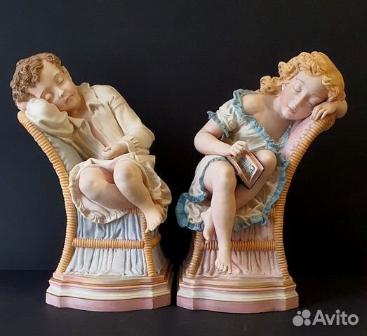 Антикварные парные статуэтки, бисквитный фарфор
