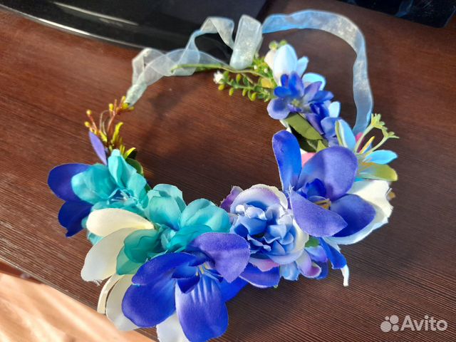 Ободок для волос с цветами