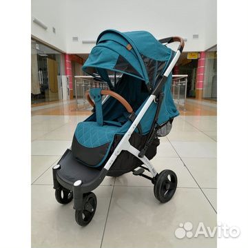 Прогулочная коляска Новая