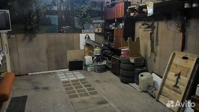 Гараж, > 30 м²