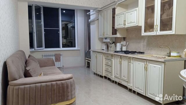 

1-к. квартира, 54 м², 2/3 эт.
