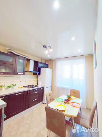 

2-к. квартира, 70 м², 2/10 эт.