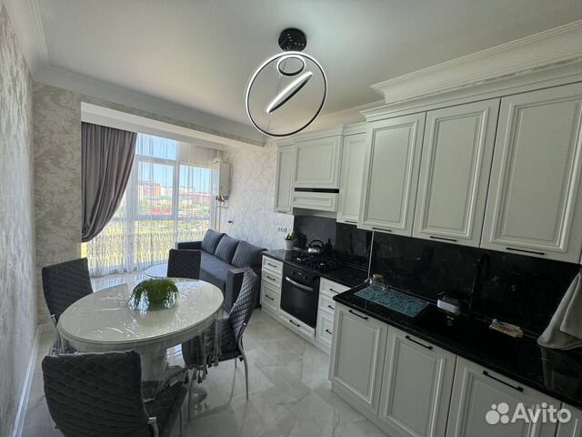 

1-к. квартира, 65 м², 8/13 эт.