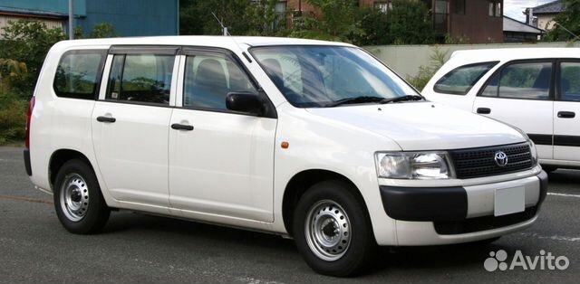 Лобовое стекло на а/м Toyota Probox