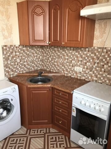 1-к квартира, 40 м², 4/4 эт.