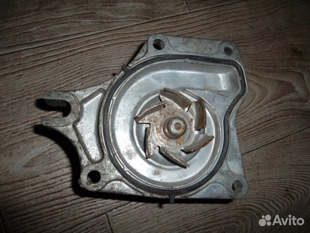 Водяной насос (помпа) Mazda 2 Mazda 3 Водяной насос (помпа) Mazda 2 Mazda 3