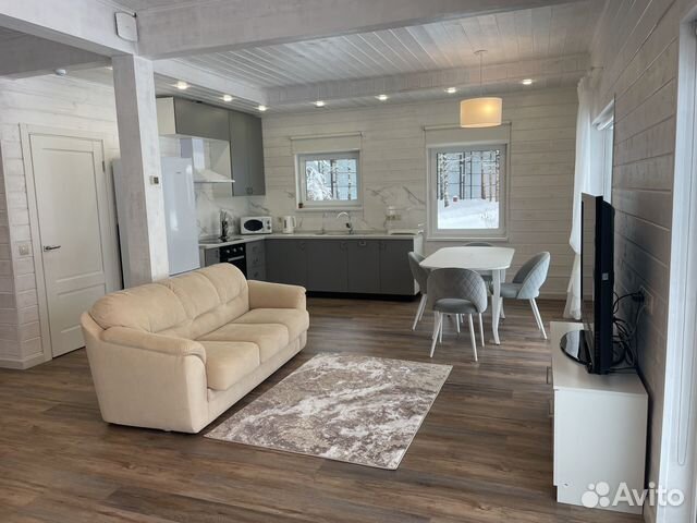 

4-к. коттедж, 180 м²