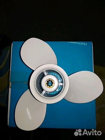 Винт на лодочный мотор Yamaha 15