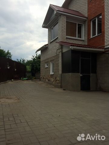 Коттедж 240 м² на участке 5 сот.