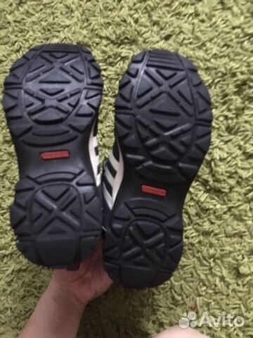 Ботинки adidas,30 размер Ботинки adidas,30 размер