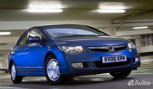 Honda Civic 4d (2007-2009) в разборе