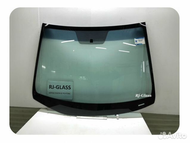 Лобовое стекло на Хендай Солярис / Киа Рио. Зaменa Лобовое стекло на Хендай Солярис / Киа Рио. Зaменa