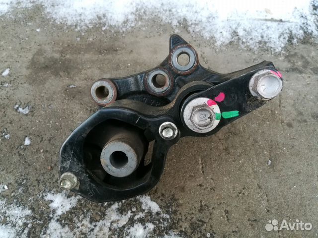 Опора АКПП нижняя Мазда сх5 Опора АКПП нижняя Мазда сх5