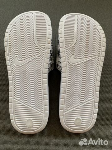 Сланцы Nike
