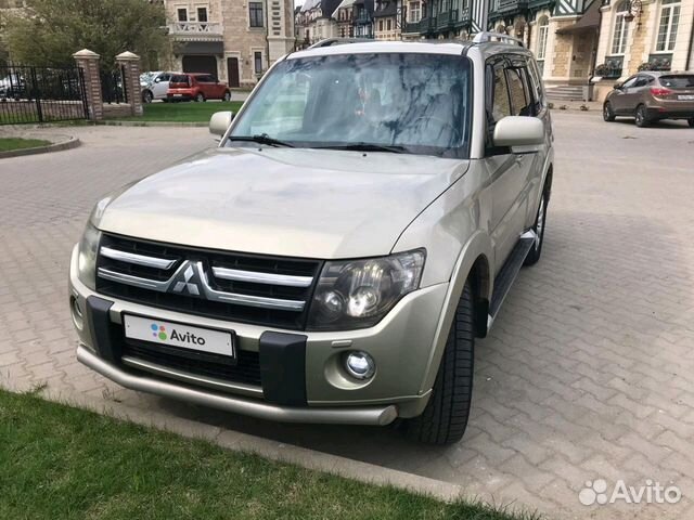 Mitsubishi Pajero 3.2 AT, 2011, 245 000 км