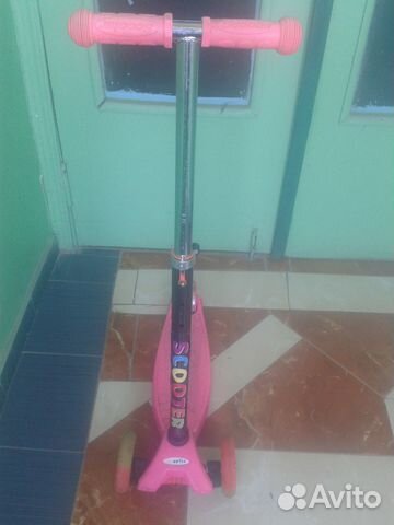 Продается самокат для девочки