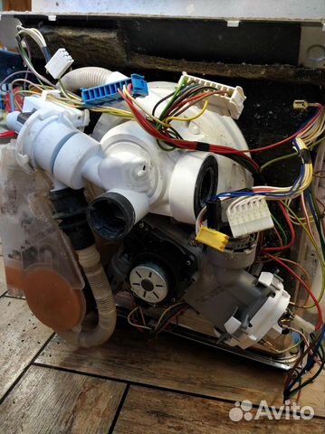 Посудомоечная машина Bosch SRV 46A63 на запчасти Посудомоечная машина Bosch SRV 46A63 на запчасти