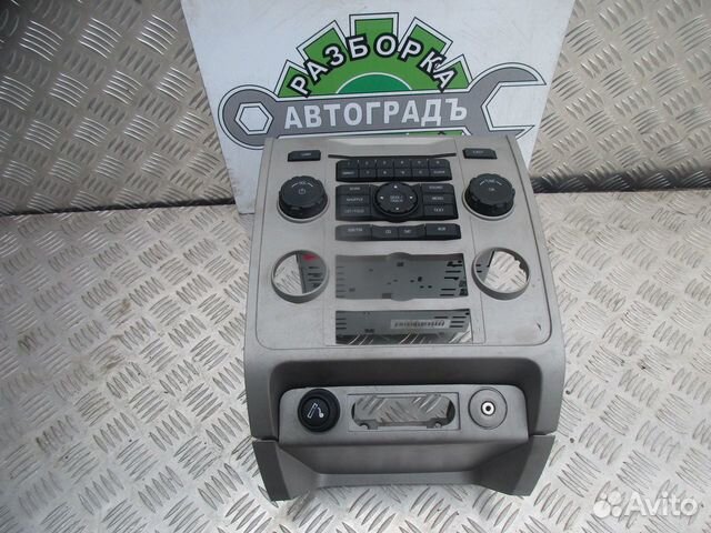 Форд Эскейп 2 Магнитола с рамкой