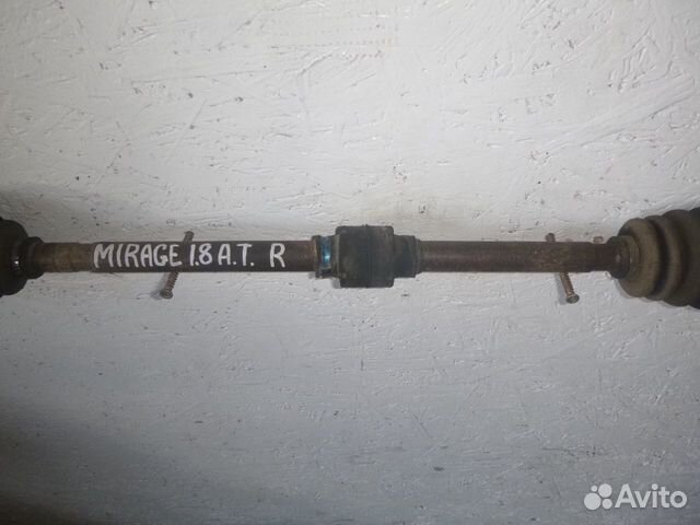 Привод передний правый Mitsubishi Mirage 1.8