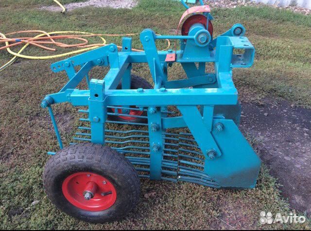 Ккм-5 картофелекопалка. Ккм 1. Картофелекопалка ккм-1 каскад. Ккм 1. Ккм 1.