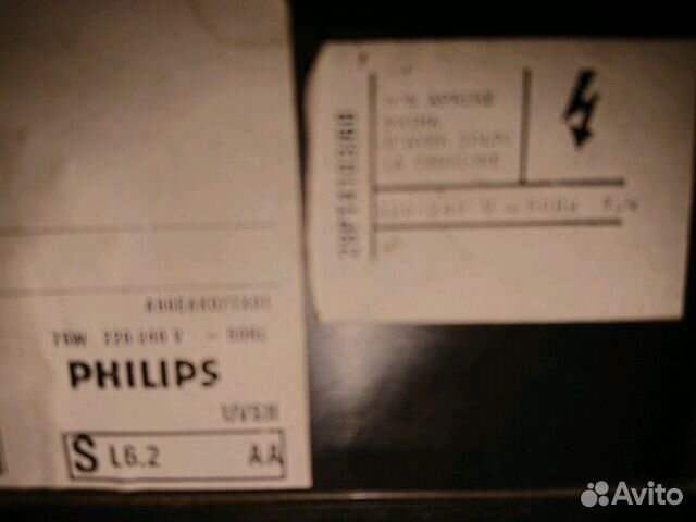 Телевизор Philips, 29 дюймов, в чёрном корпусе, в